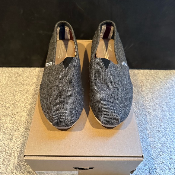 Men’s TOMS Classic Canvas Slip-On Size 8.5 - Picture 5 of 5